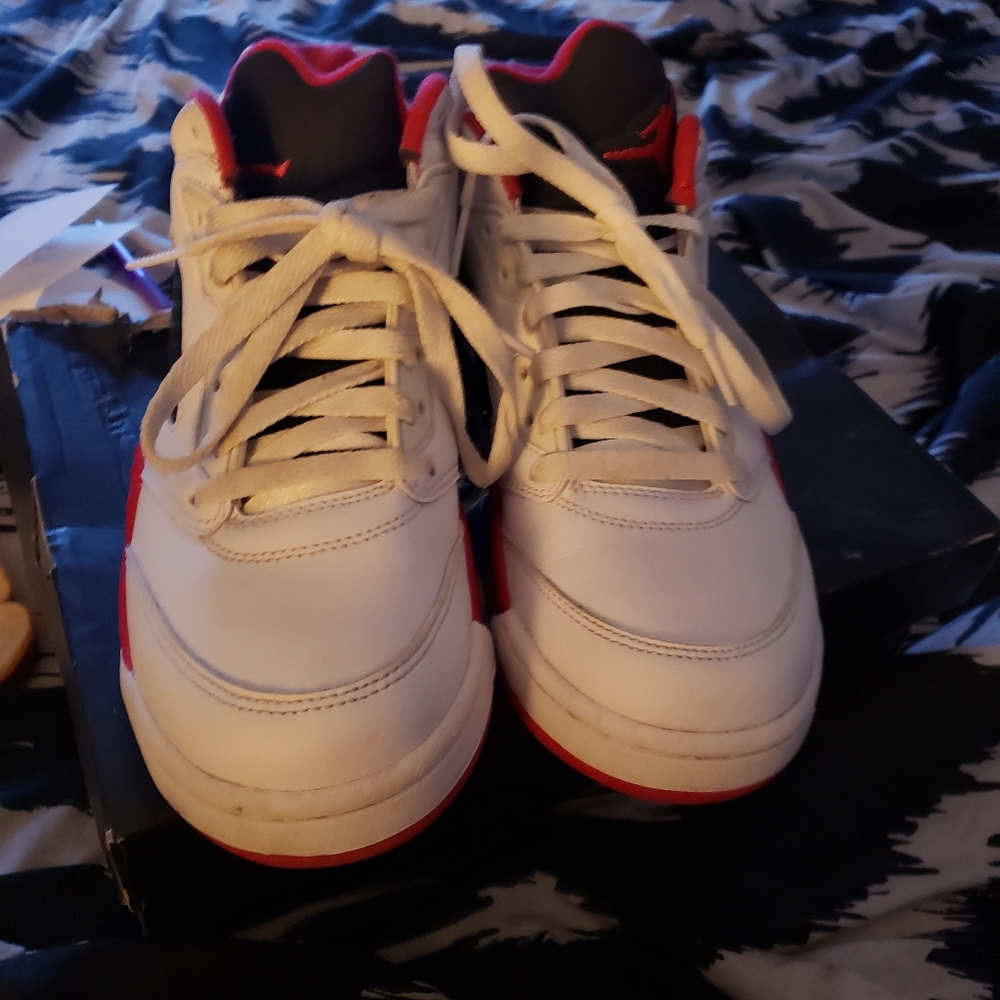 Jordan retro 5